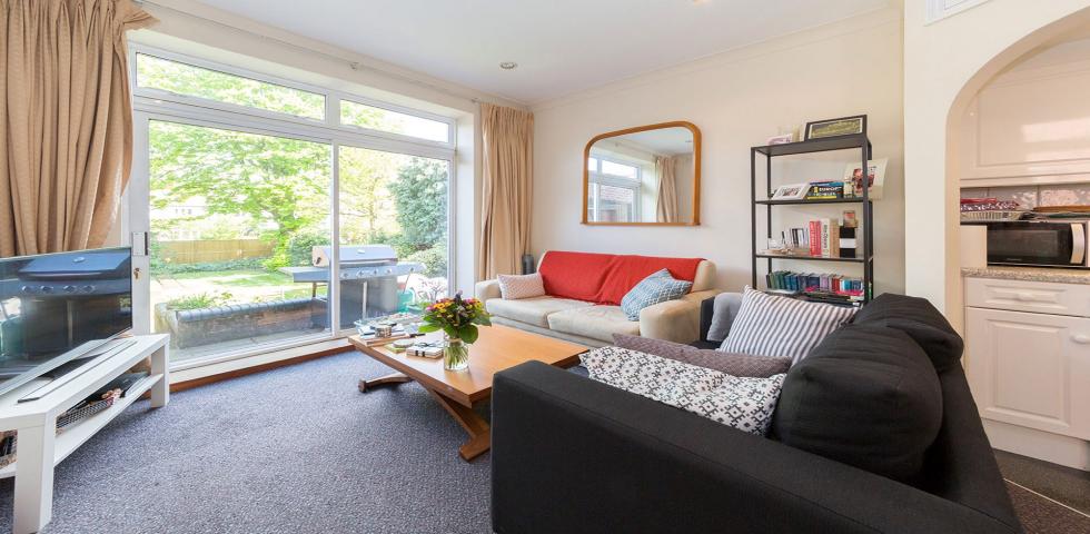 			WATER INCLUDED, 1 Bedroom, 1 bath, 1 reception Flat			 Dartmouth Road, KILBURN/WILLESDEN GREEN